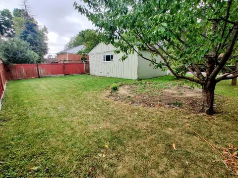 1383 S Wolf Rd, Des Plaines, IL 60018 photo 21