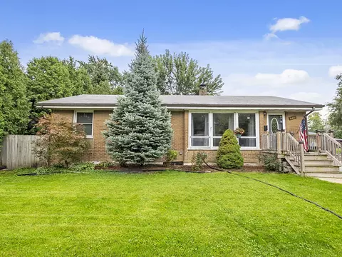 5431 W 84th Pl, Burbank, IL 60459