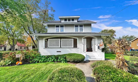 1380 Park St, Crete, IL 60417