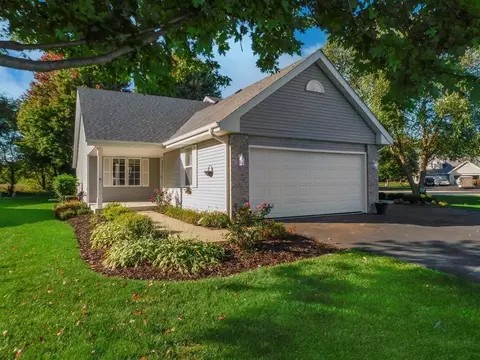 13934 Beulah Dr, Rockton, IL 61072