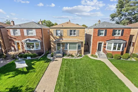 1636 N 75th Ct, Elmwood Park, IL 60707