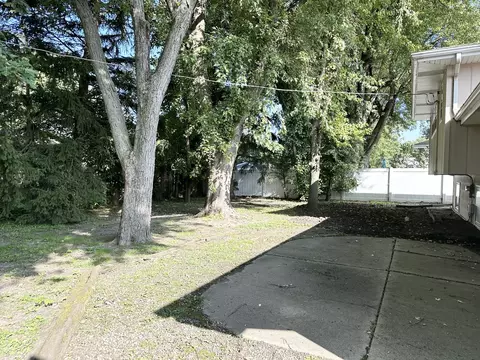 841 S Main Ave, Kankakee, IL 60901 photo 3