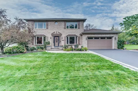 1331 Cantigny Ct, Naperville, IL 60565