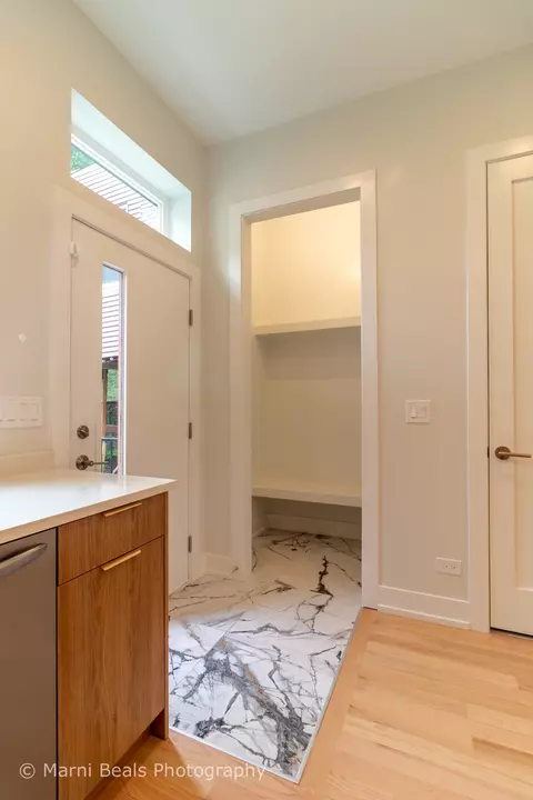 6319 S Champlain Ave, Chicago, IL 60637 photo 8