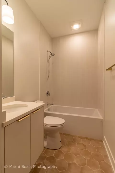 6319 S Champlain Ave, Chicago, IL 60637 photo 24