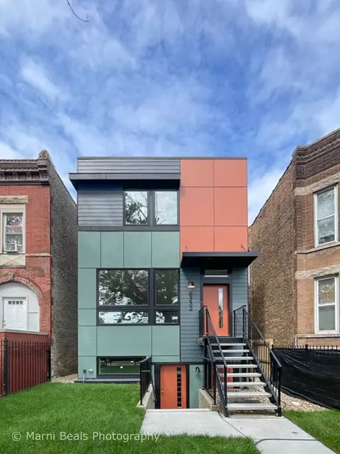 6319 S Champlain Ave, Chicago, IL 60637