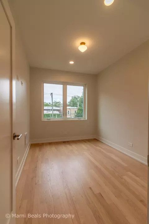 6319 S Champlain Ave, Chicago, IL 60637 photo 14