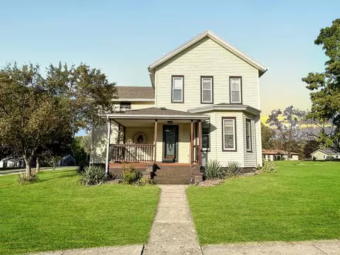 80 S Stephenson St, Cedarville, IL 61013