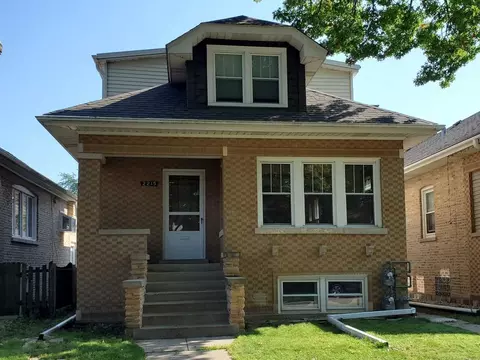 2215 N 74th Ct, Elmwood Park, IL 60707