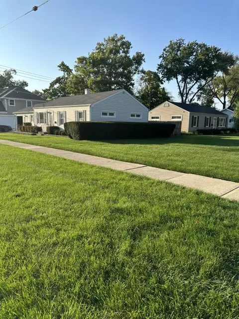 415 Dawes Ave, Wheaton, IL 60189 photo 3