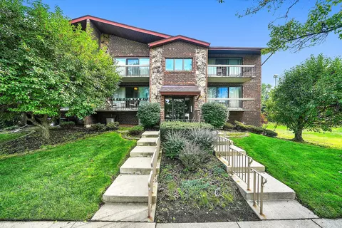 4145 W 93rd Pl #1E, Oak Lawn, IL 60453
