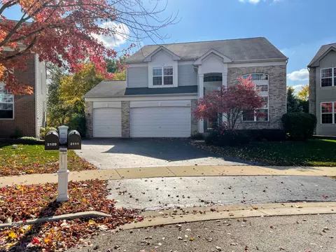 2111 Silverleaf Ct, Addison, IL 60101