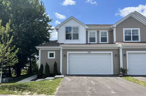 538 Amherst Dr, Sycamore, IL 60178