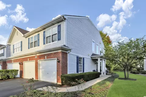 358 Grape Vine Trl, Oswego, IL 60543