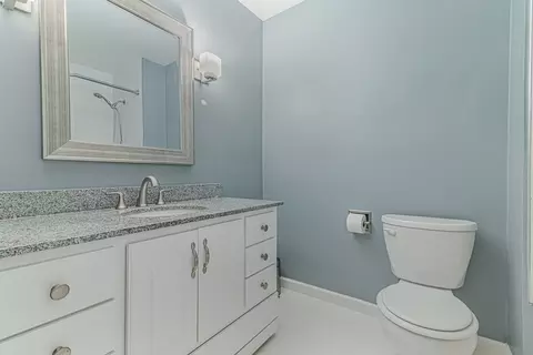 1033 Harbour Ct #1B, Wheeling, IL 60090 photo 19