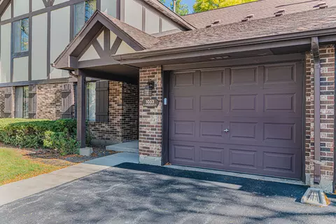 1033 Harbour Ct #1B, Wheeling, IL 60090 photo 2