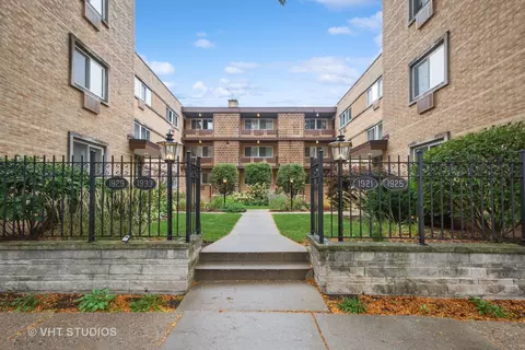 1925 Harrison St #3H, Evanston, IL 60201