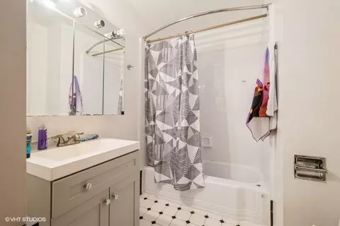 1925 Harrison St #3H, Evanston, IL 60201 photo 6