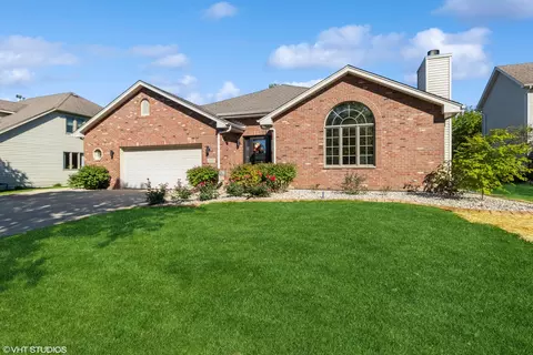 25250 Blakely Dr, Plainfield, IL 60585