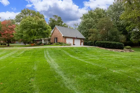 10 Timberlake Rd, Bloomington, IL 61704 photo 64