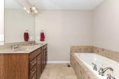 1511 Olmsted Rd, Normal, IL 61761 photo 18