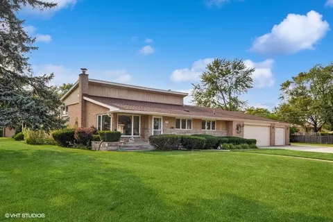 8500 W Crain St, Niles, IL 60714