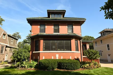 10851 S Hoyne Ave, Chicago, IL 60643