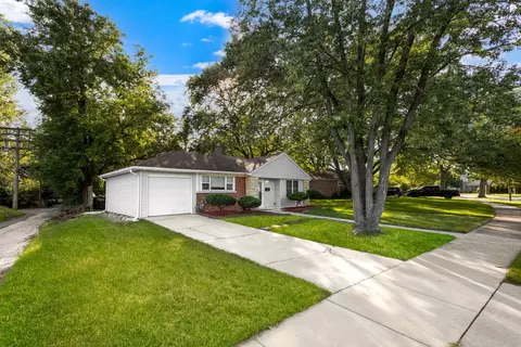 2015 Hawthorne Rd, Homewood, IL 60430