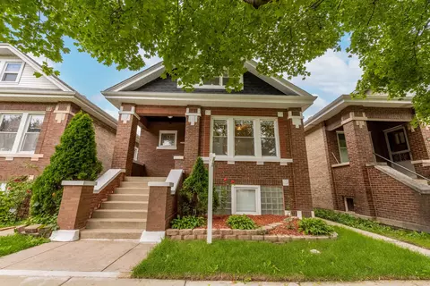2409 Elmwood Ave, Berwyn, IL 60402