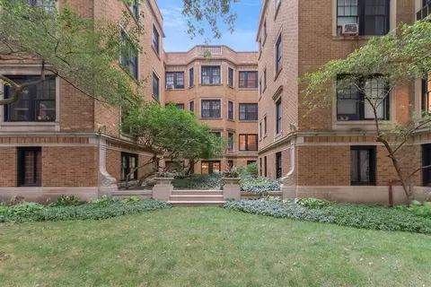 710 W Gordon Ter #C, Chicago, IL 60613