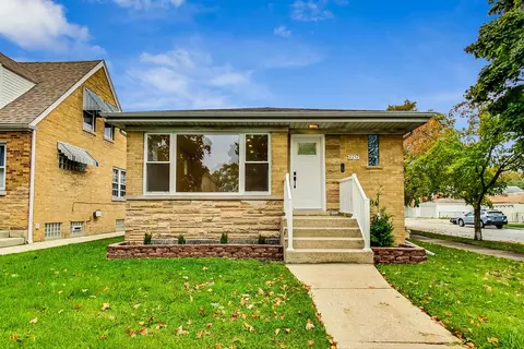 7757 W Rascher Ave, Chicago, IL 60656