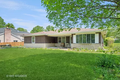 10 S513 Madison St, Burr Ridge, IL 60527