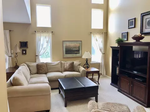 1736 Pine St #1736, Mchenry, IL 60050 photo 2