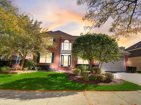 459 Sycamore St, Vernon Hills, IL 60061