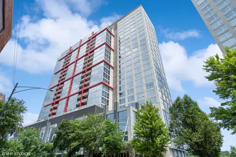 1841 S Calumet Ave #807, Chicago, IL 60616