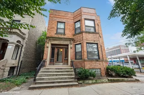 735 W Barry Ave, Chicago, IL 60657