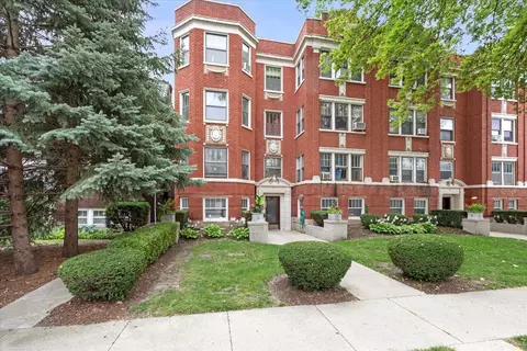121 Washington Blvd #2, Oak Park, IL 60302