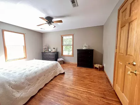 503 E Bradshaw St, Dixon, IL 61021 photo 11
