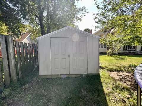 503 E Bradshaw St, Dixon, IL 61021 photo 19
