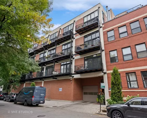 2012 W Saint Paul Ave #301, Chicago, IL 60647