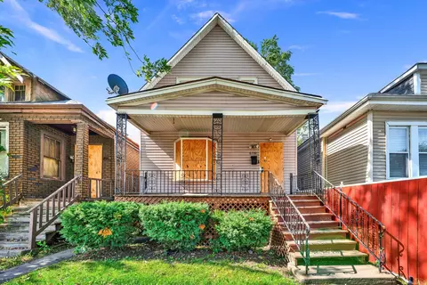 6550 S Oakley Ave, Chicago, IL 60636