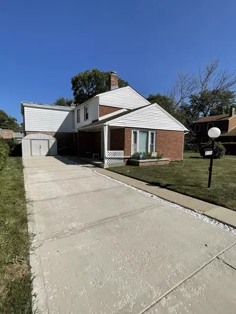9125 S Indiana Ave, Chicago, IL 60619