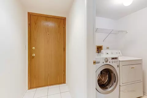 1433 Perry St #207, Des Plaines, IL 60016 photo 11