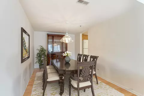 1433 Perry St #207, Des Plaines, IL 60016 photo 4