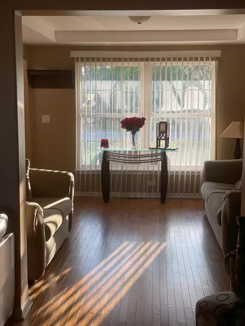 15536 Turner Ave, Markham, IL 60428 photo 3