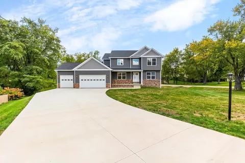 19111 Briar Dr, Bloomington, IL 61705 photo 45