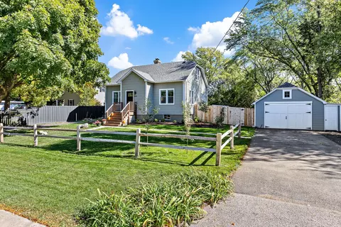 639 Cumnor Ave, Barrington, IL 60010