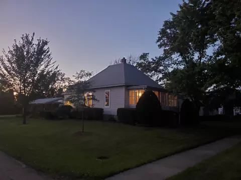 630 S Thomas St, Gilman, IL 60938