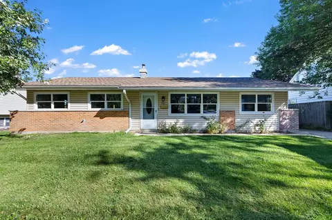 710 Northview Ln, Hoffman Estates, IL 60169