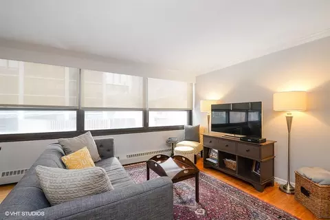 33 E Cedar St #4B, Chicago, IL 60611 photo 3